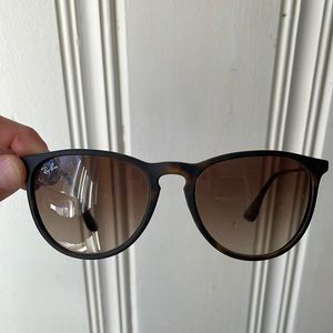 Rayban Erika classic sunglasses